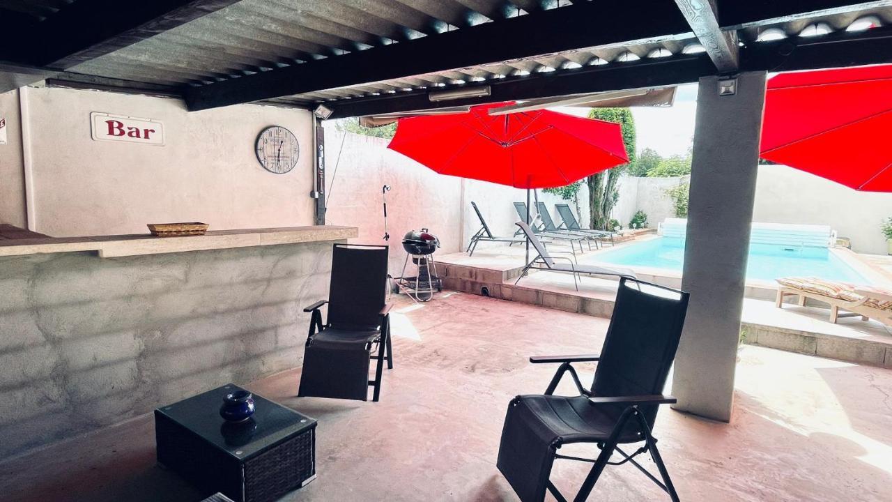 Villa Chez Eric Et Marine Robion en Luberon Exterior foto
